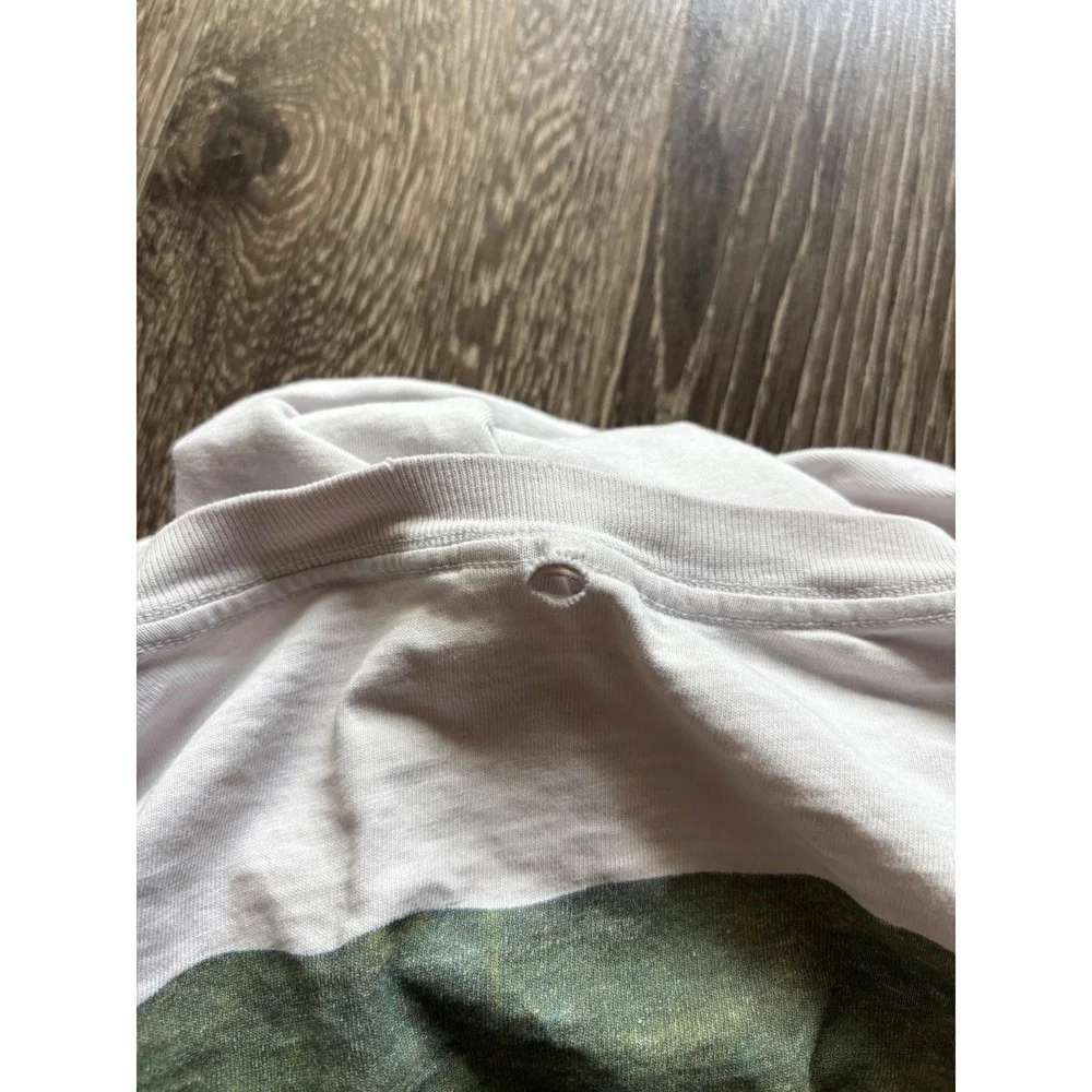 Banana Republic pit stains